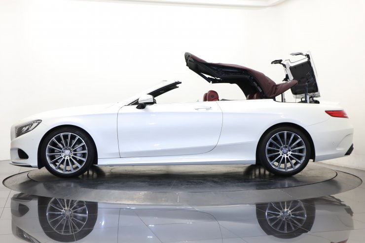 メルセデスベンツ Sクラス S550カブリオレ 有償色 AMGライン 純正20