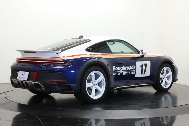 ポルシェ 911(Type992) ダカール PDK 左H 限定2500台 1オーナー車