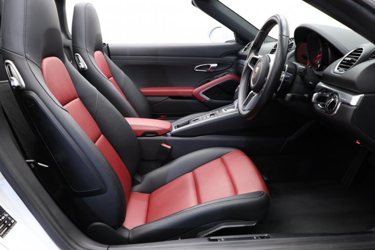 ポルシェ 718 ボクスター PDK 赤×黒革 スポーツクロノPKG スポーツ