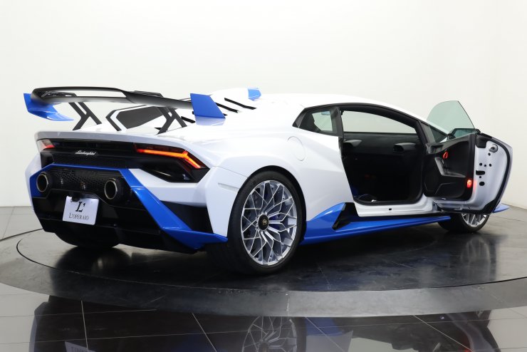 ランボルギーニ ウラカン STO 1オーナー車 オプション総額約560万円 20