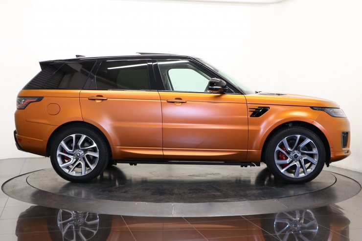 レンジローバー　専用品 ランドローバー レンジローバー 5.0L V8 S/C Vogue 525hp 4WD 1