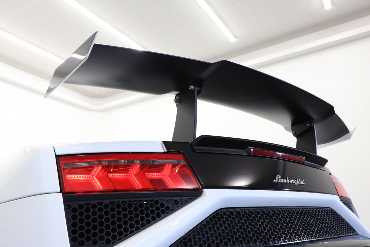 ランボルギーニ ガヤルド LP570-4 Squadra Corse（スクアドラ コルセ