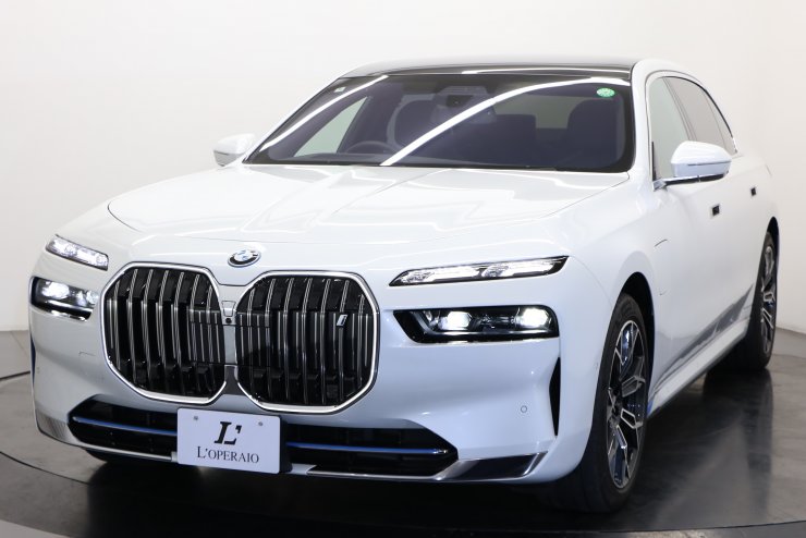 BMW i7 xDrive 60 エクセレンス リアエンターテイメント リア