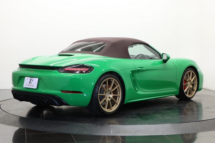 ポルシェ 718 ボクスター GTS4.0 6MT 有償カラー 純正20インチアルミ