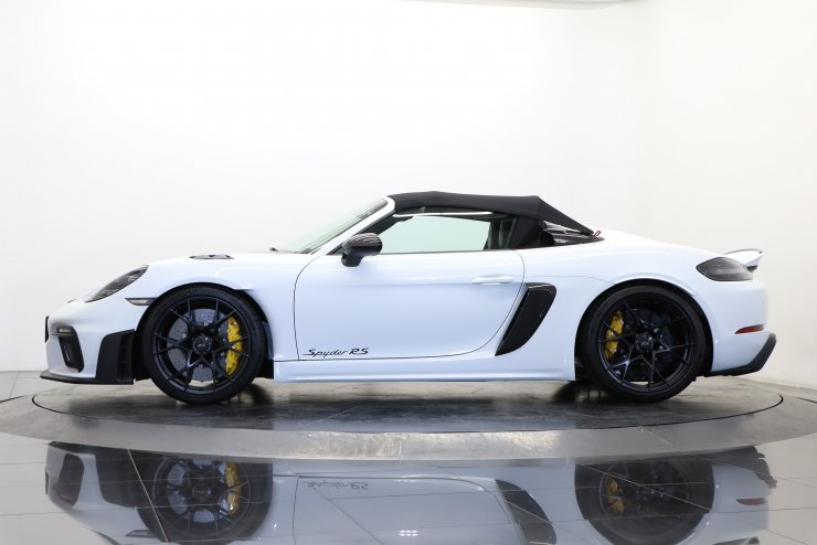 ポルシェ 718 スパイダーRS PDK ヴァイザッハPKG 1オーナー車 走行50km