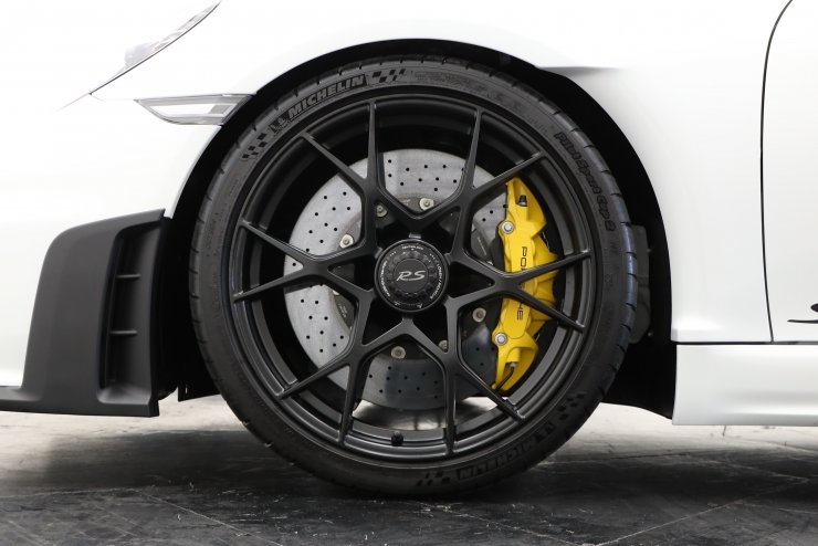 ポルシェ 718 スパイダーRS PDK ヴァイザッハPKG 1オーナー車