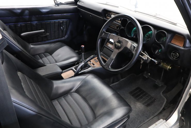 日産 スカイラインGT-R 2ドアハードトップ 5MT 生産1197台 新車保証書