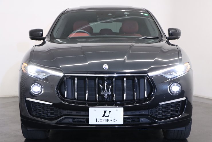 マセラティ レヴァンテ GT ハイブリッド 有償色 純正21インチアルミ