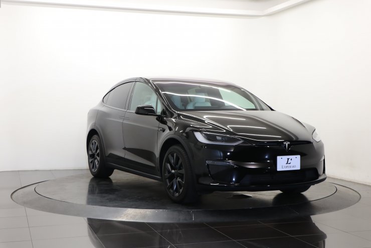 テスラ モデルX 後期モデル 左ハンドル 新デザインインテリア 7シート