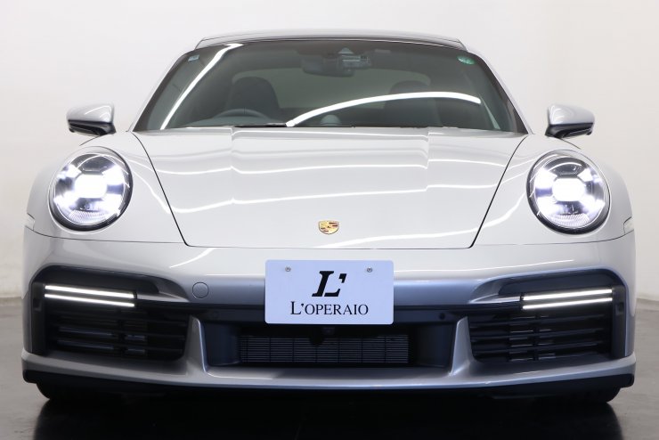 ポルシェ 911(Type992) ターボ S PDK 純正20/21インチAW PCCB