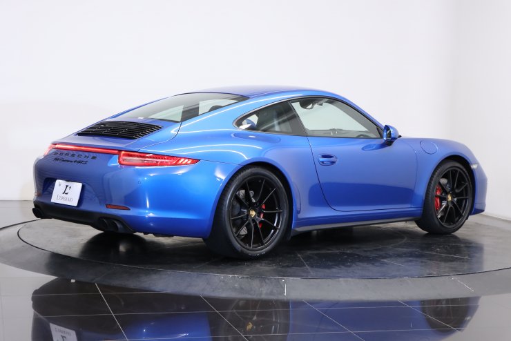 ポルシェ 911(Type991) カレラ4 GTS PDK 左H 有償カラー 純正20インチ