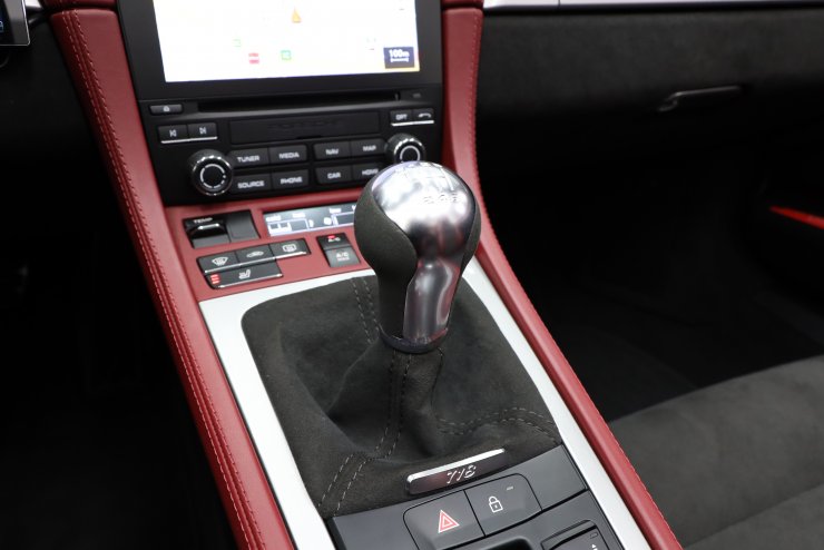 ポルシェ 718 スパイダー 6MT 左H 1オーナー クラシック