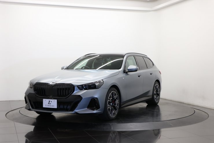 BMW 5シリーズ 523d xDrive Mスポーツツーリング 1オーナー 有償マット