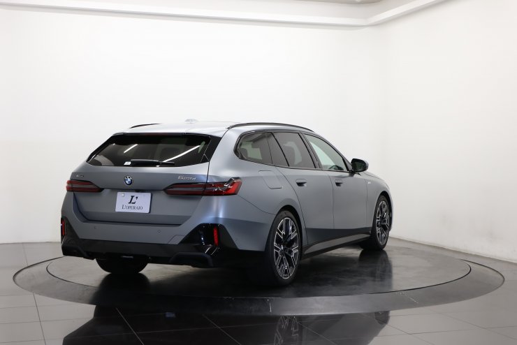 BMW 5シリーズ 523d xDrive Mスポーツツーリング 1オーナー 有償マット