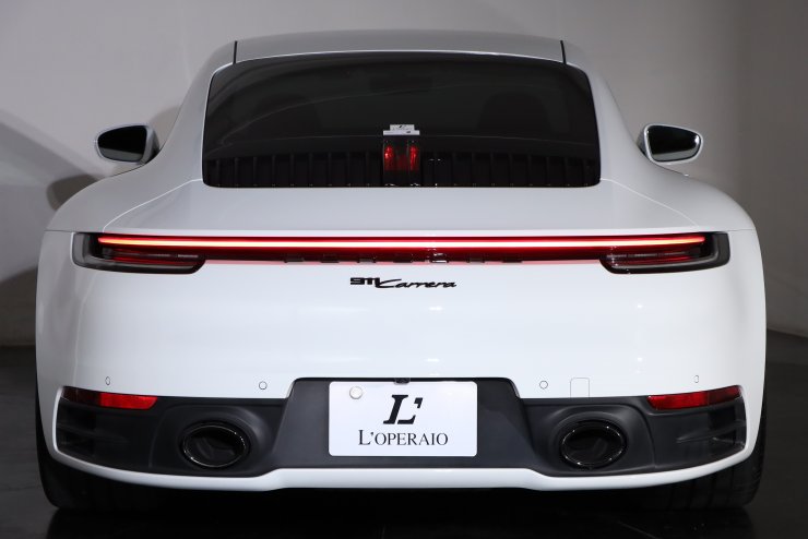 ポルシェ 911(Type992) カレラ PDK 1オーナー 純正20/21インチアルミ