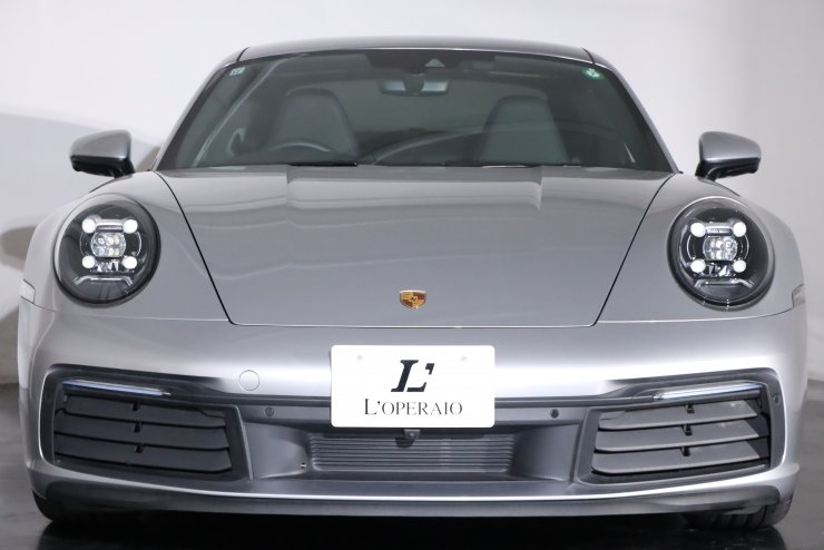 ポルシェ 911(Type992) カレラ PDK 1オーナー 有償色 純正19/20インチ