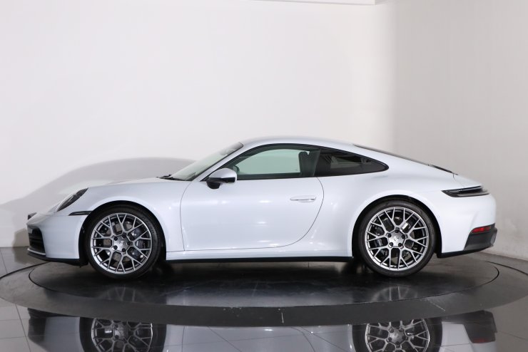 未使用 PORSCHE ペーパーウエイト 911カレラ メタルカー992.1 未使用