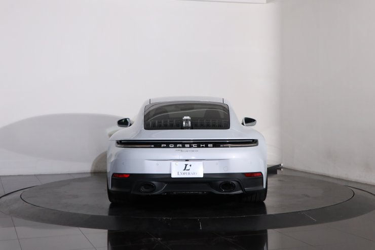 ポルシェ 911(Type992) カレラ PDK 1オーナー車 カラー：アイス