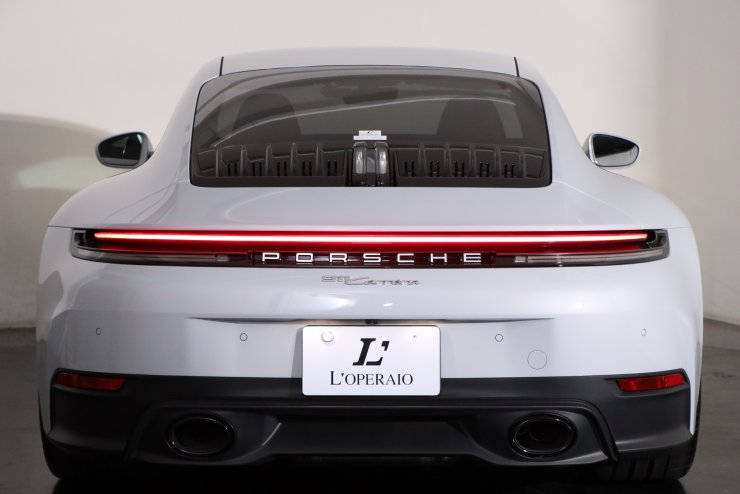 ポルシェ 911(Type992) カレラ PDK 1オーナー車 カラー：アイス