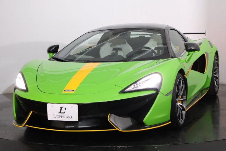 マクラーレン 570S スパイダー マンティスグリーン(有償色)/アーモンド