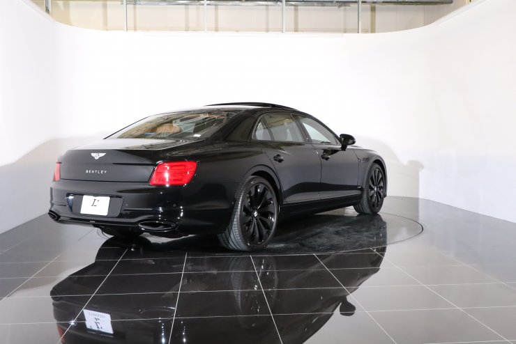 売切れ間近 【Bentley Motor Sports】ベントレー パーカー L sddefault.jpg