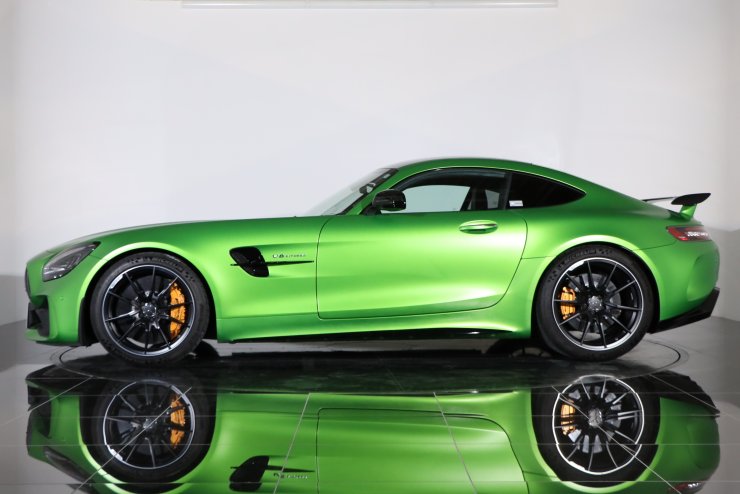 AMG GT R 左ハンドル AMGグリーンヘルマグノ/ブラックナッパレザー