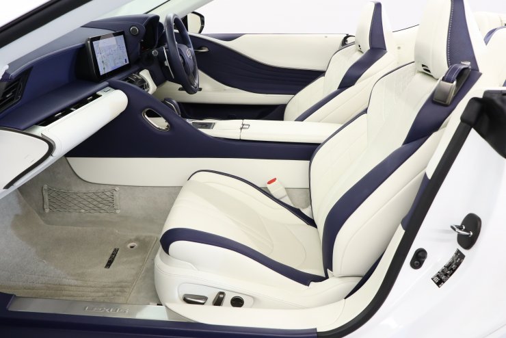 レクサス LC LC500 コンバーチブル 後期モデル 大型ナビゲーション 白