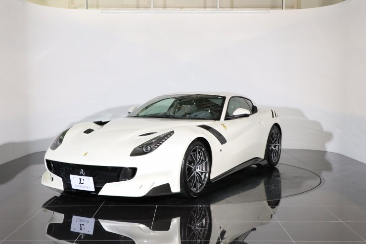 フェラーリ F12 TDF 世界限定799台 正規ディーラー車 特別外装色