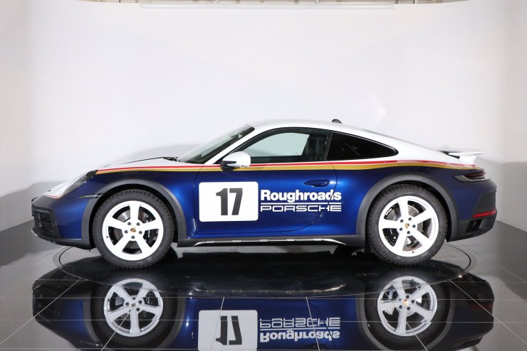 ポルシェ 911(Type992) ダカール PDK【特別金利キャンペーン1.9