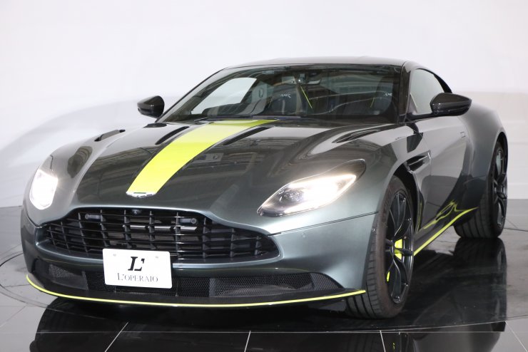 アストンマーティン DB11 AMR シグネチャーエディション 世界限定100台