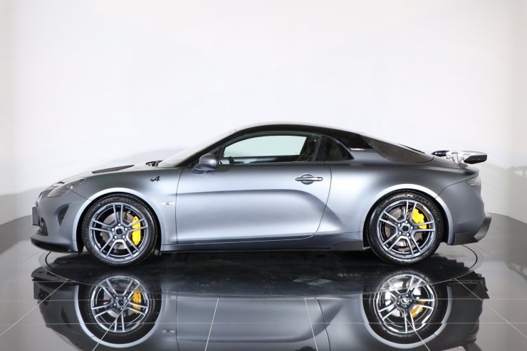 アルピーヌ A110 R チュリニ 左ハンドル 1オーナー車 有償マットカラー