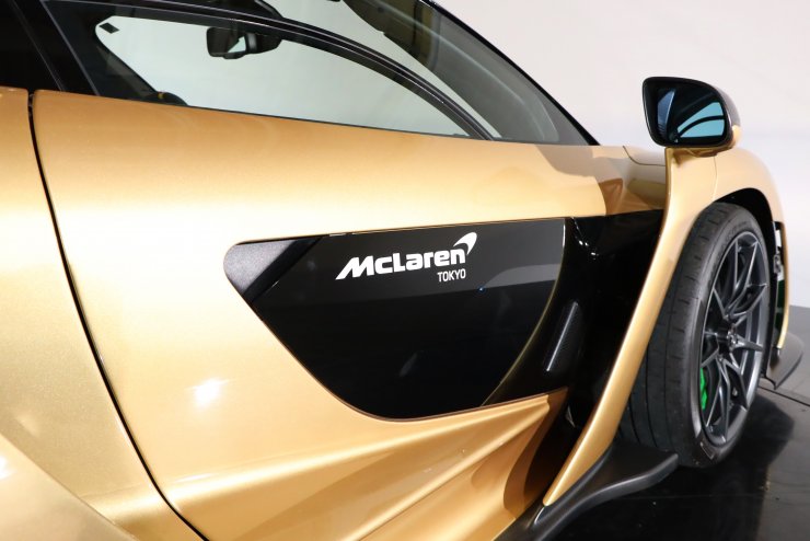 マクラーレン セナ 世界限定500台 正規ディーラー車 オプション総額約