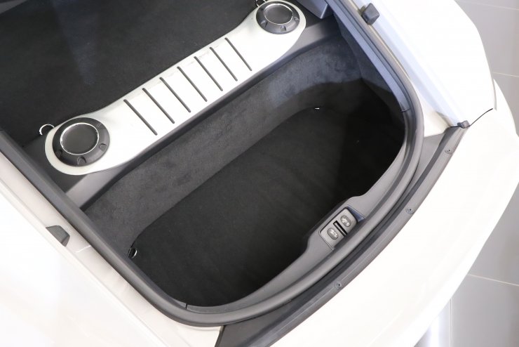 アルパイン 地デジチューナー周辺機器一式　 ポルシェ718PCM取外し品 アルパイン 地デジチューナー周辺機器一式 ポルシェ718ケイマン取外し