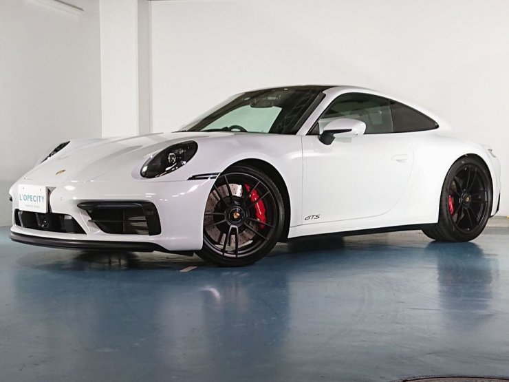 ポルシェ 911(Type992) カレラGTS PDK オプション総額438万円 有償色