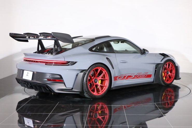 ポルシェ 911(Type992) GT3 RS ヴァイザッハPKG PDK 左ハンドル 走行