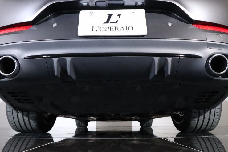 AMG GT 43 4MATIC+ グラファイトグレーマグノ エクスクルーシブ