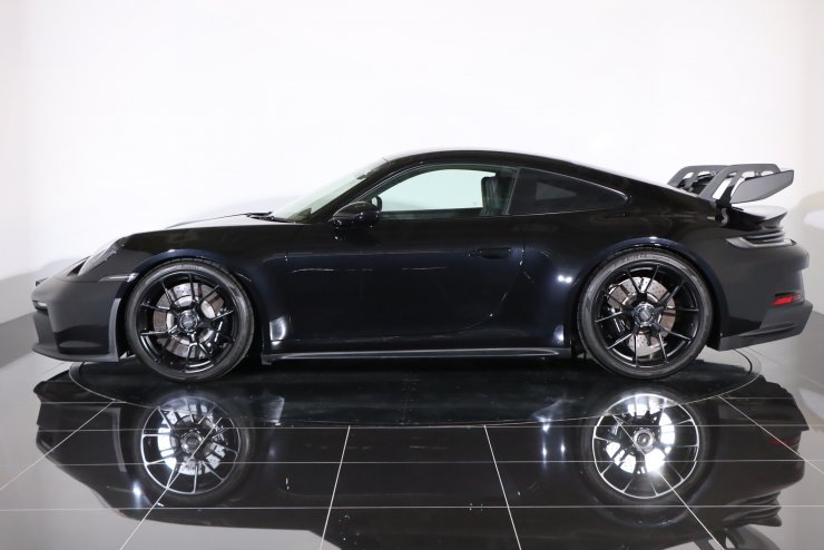 ポルシェ 911(Type992) GT3 PDK 有償色 ジェットブラックメタリック