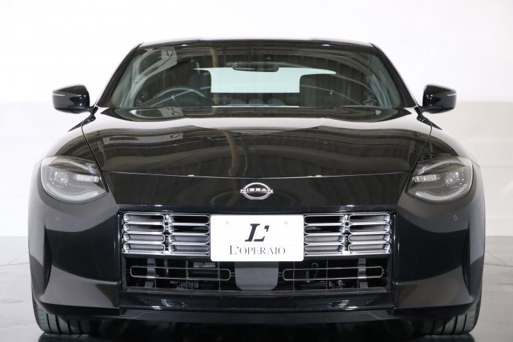 日産 フェアレディZ 6MT 走行約2,000km 有償色:ミッドナイトブラック