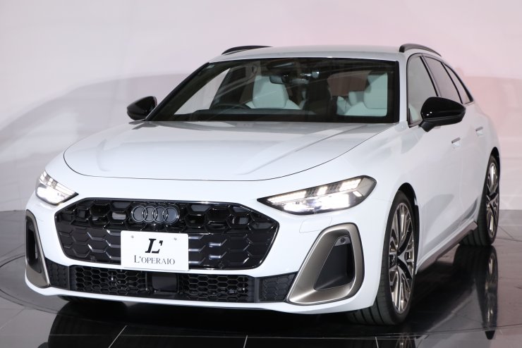 アウディ A5アバント エディション1 限定75台 1オーナー パステル