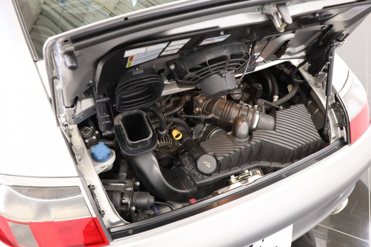 ポルシェ 911(Type996) カレラ 40thアニバーサリーエディション 6MT