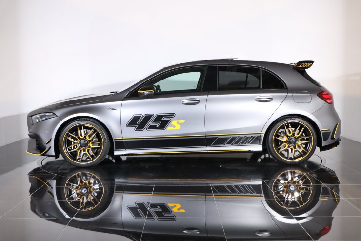 AMG Aクラス A45S 4MATIC+ Final Edition 300台限定車 オプション