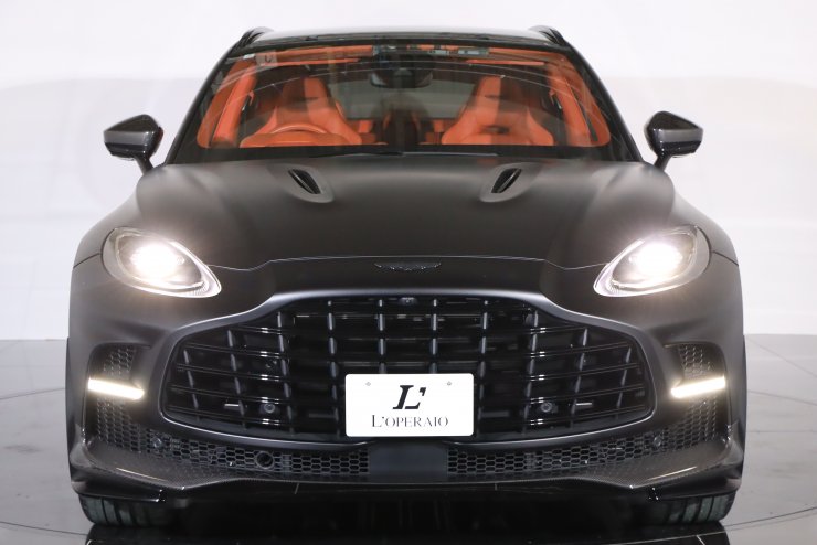 アストンマーティン DBX 707 1オーナー 有償色 メーカーOP1067万円