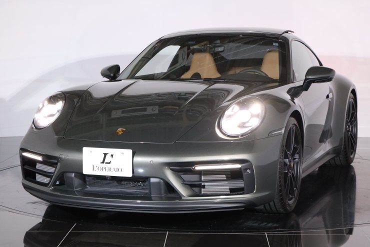 ポルシェ 911(Type992) カレラGTS 7MT 左H 1オーナー 有償色 ガラス