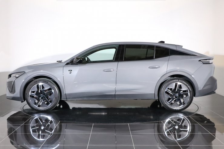 プジョー 408 GT セレニウムエディション 1オーナー 限定100台