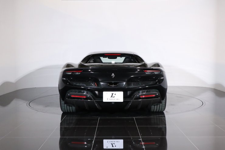 フェラーリ 296 GTB F1 DCT 1オーナー メーカーOP1368万円 有償色