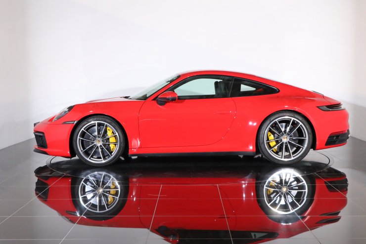 ポルシェ 911(Type992) カレラS PDK ◇◇BLACK FRIDAY◇◇ PCCB