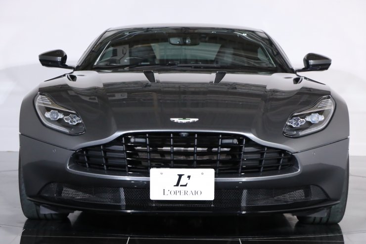 アストンマーティン DB11 Launch Edition 世界限定1000台 専用