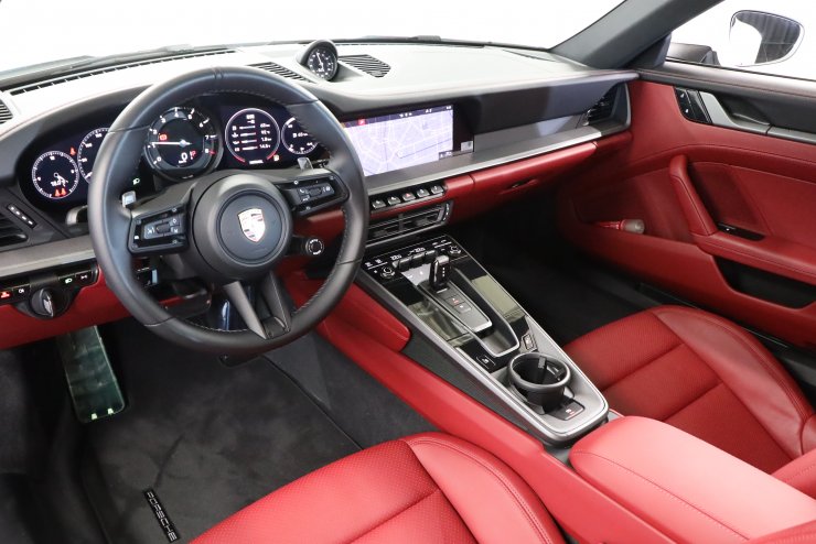 ポルシェ 911(Type992) カレラS PDK 1オーナー 希少左ハンドル