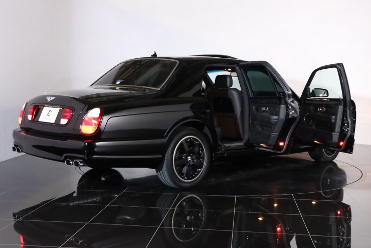 ベントレー アルナージ エイト 日本限定10台 後期6AT 黒革 マリナー