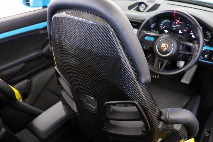 ポルシェ 911(Type991) スピードスター 6MT 世界限定1948台 正規D車 20